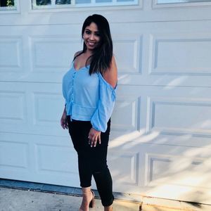 Meet your Posher, Dulce